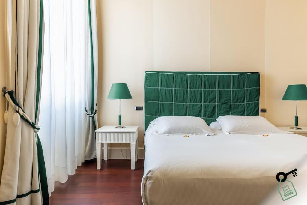 Hotel Rooms 리보르노 외부 사진